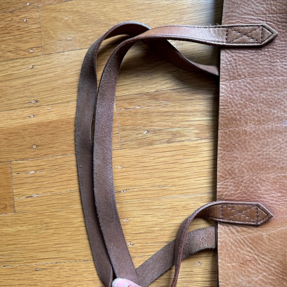 Madewell Transport Tote Medium Tan - Picture 9 of 9